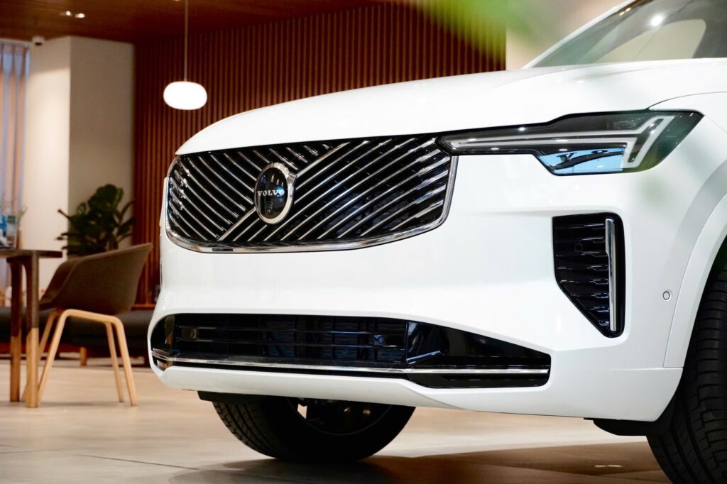 Volvo XC90 Ultra 6 Volvo XC90 Ultra Cụm đèn trước Volvo XC90 Ultra