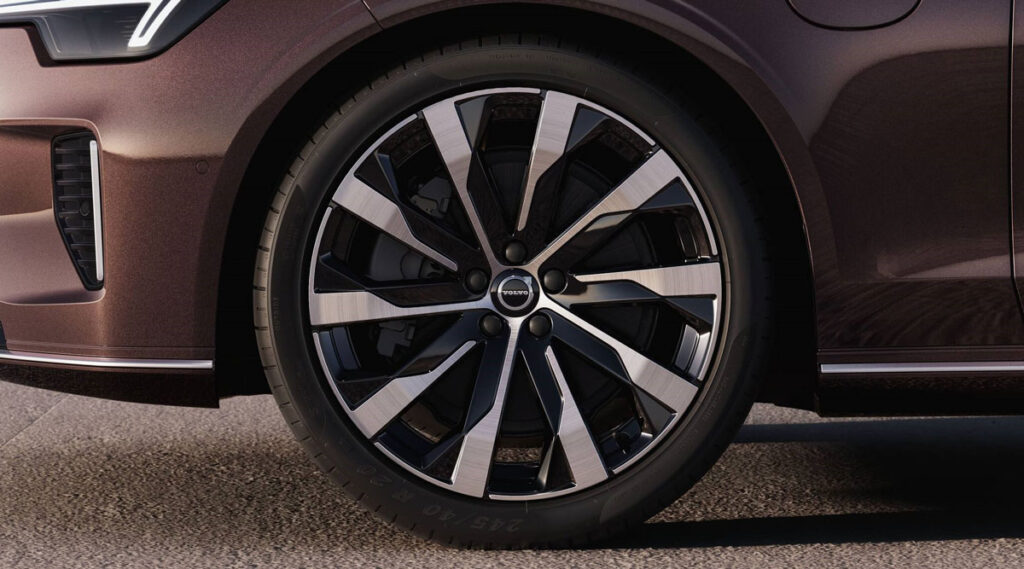 S90 Plug-in Hybrid Ultra 13 S90 Plug-in Hybrid Ultra Bộ mâm S90 Hybrid