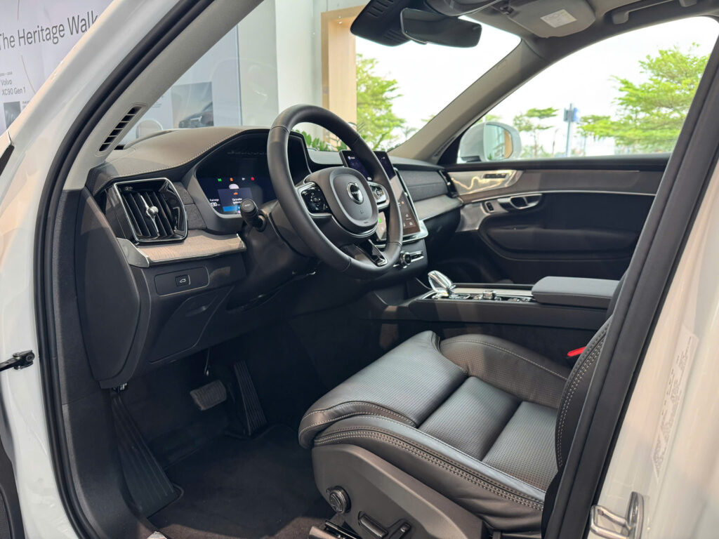Volvo XC90 Ultra 11 Volvo XC90 Ultra Vô Lăng Xe Volvo XC90 Ultra