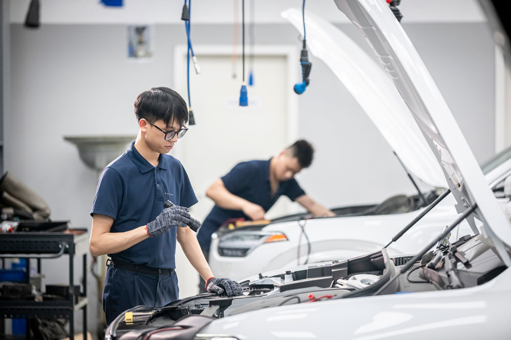 bao duong volvo car 12 Bảo Dưỡng Xe Volvo | Volvo Hà Nội – Xưởng Dịch Vụ Chính Hãng Volvo Việt Nam