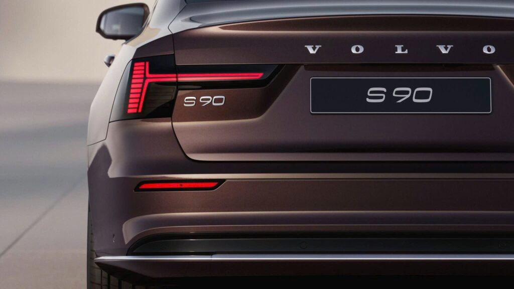 Đuôi xe Volvo S90