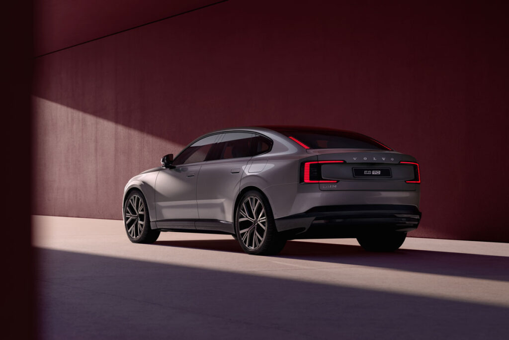 Volvo ES90